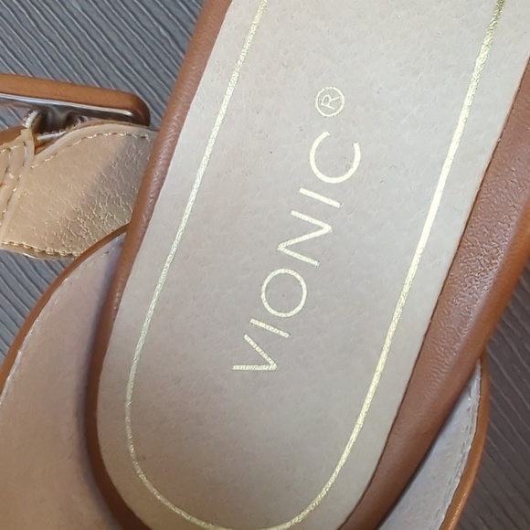 Vionic sandles Rosie Nat - Picture 5 of 7